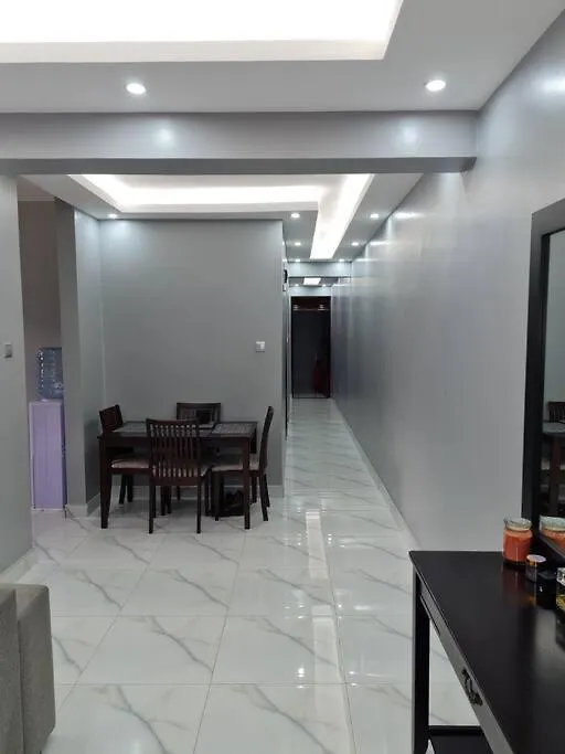 Cozy Apartment In Kololo カンパラ